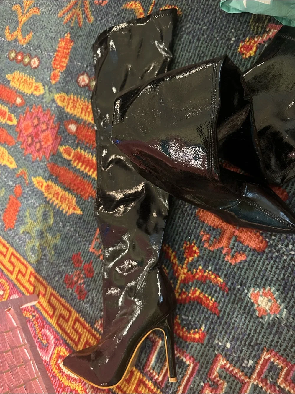 Black Patent Pointed-Toe Stiletto Knee-High Boots